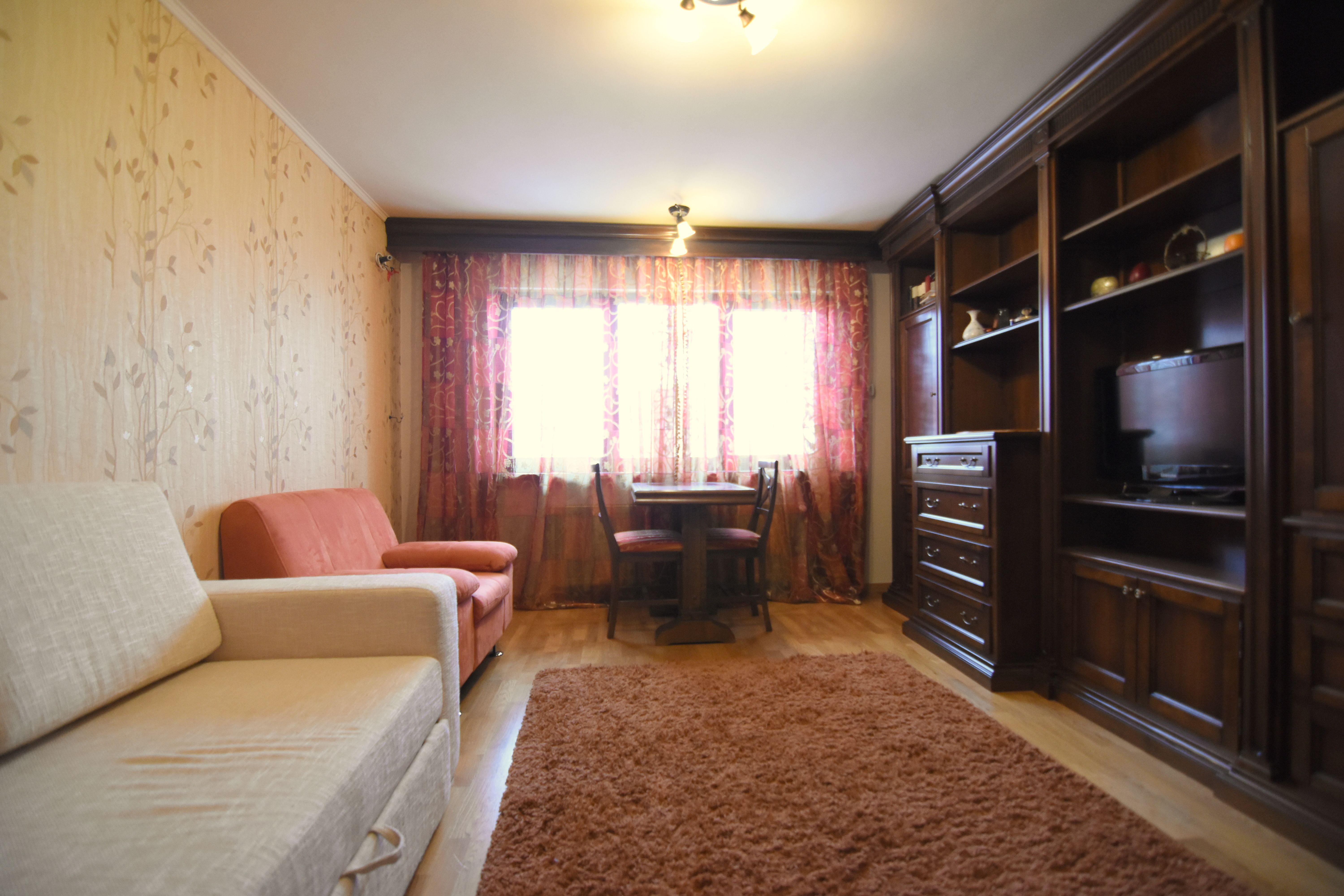 Apartament cu 1 camera, recent renovat-Take Ionescu — fotografia 1