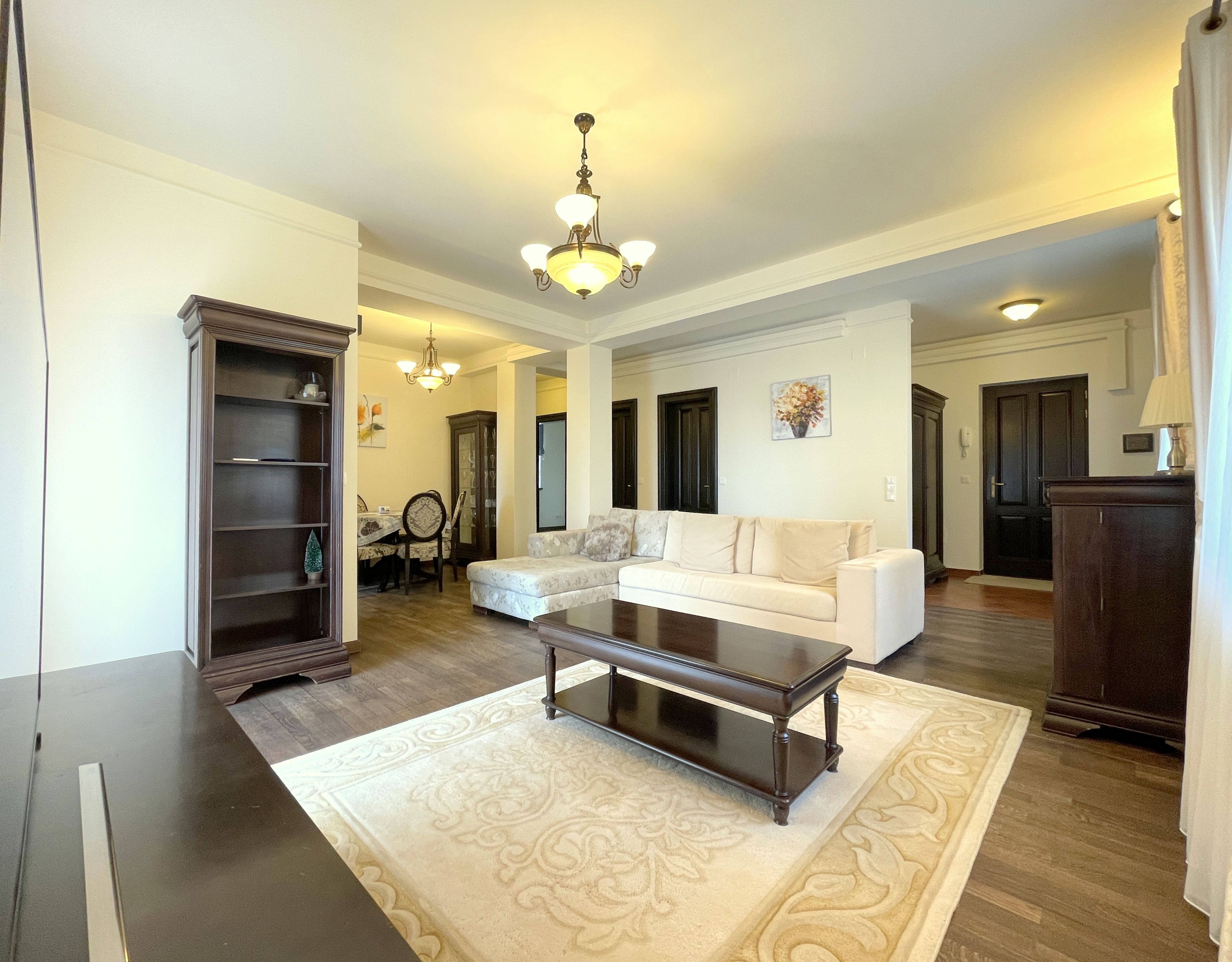 Apartament 3 camere - zona Mircea cel Batran — fotografia 1