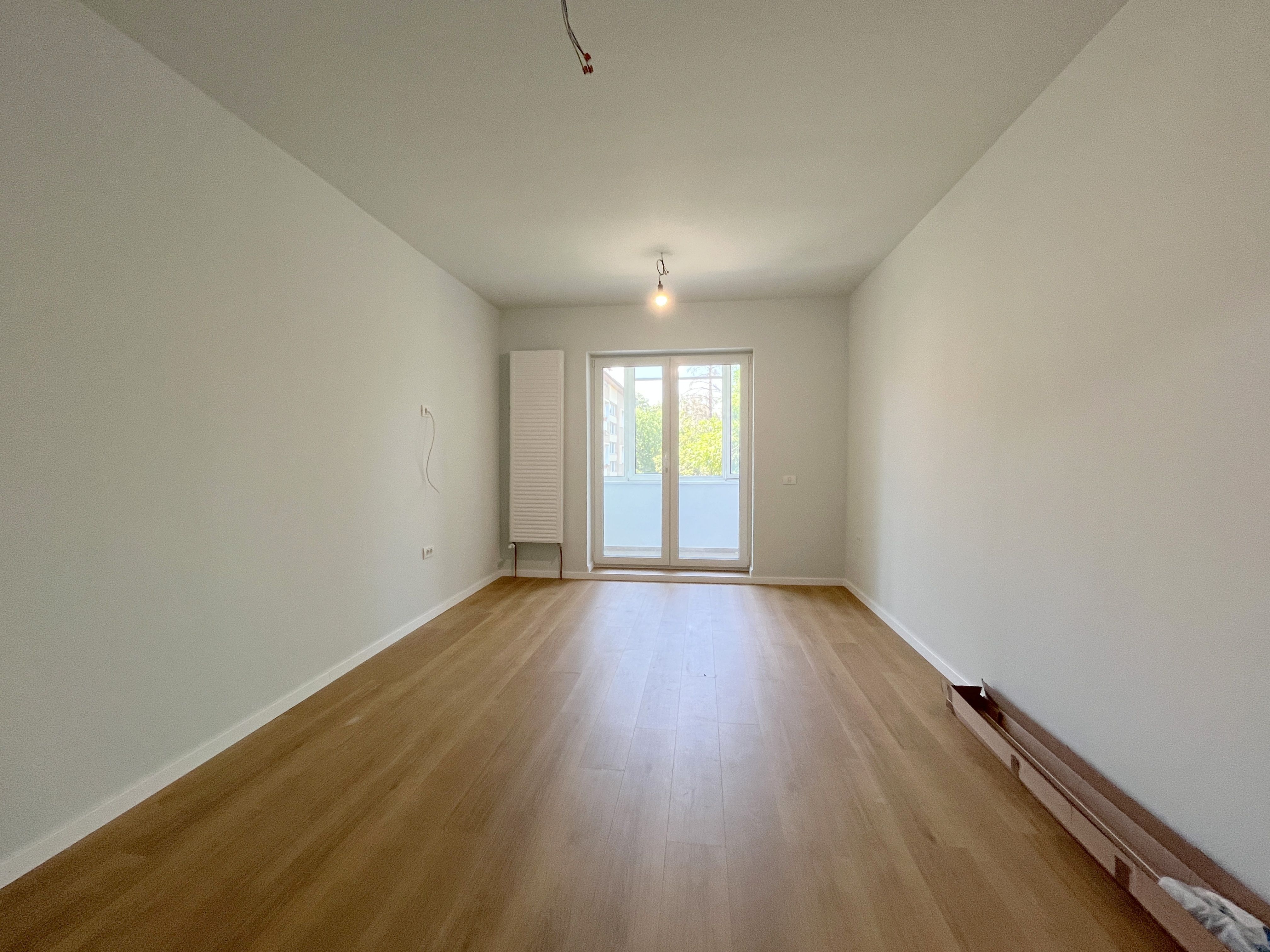 Apartament cu 3 camere de închiriat, zonă ultracentrală — fotografia 3