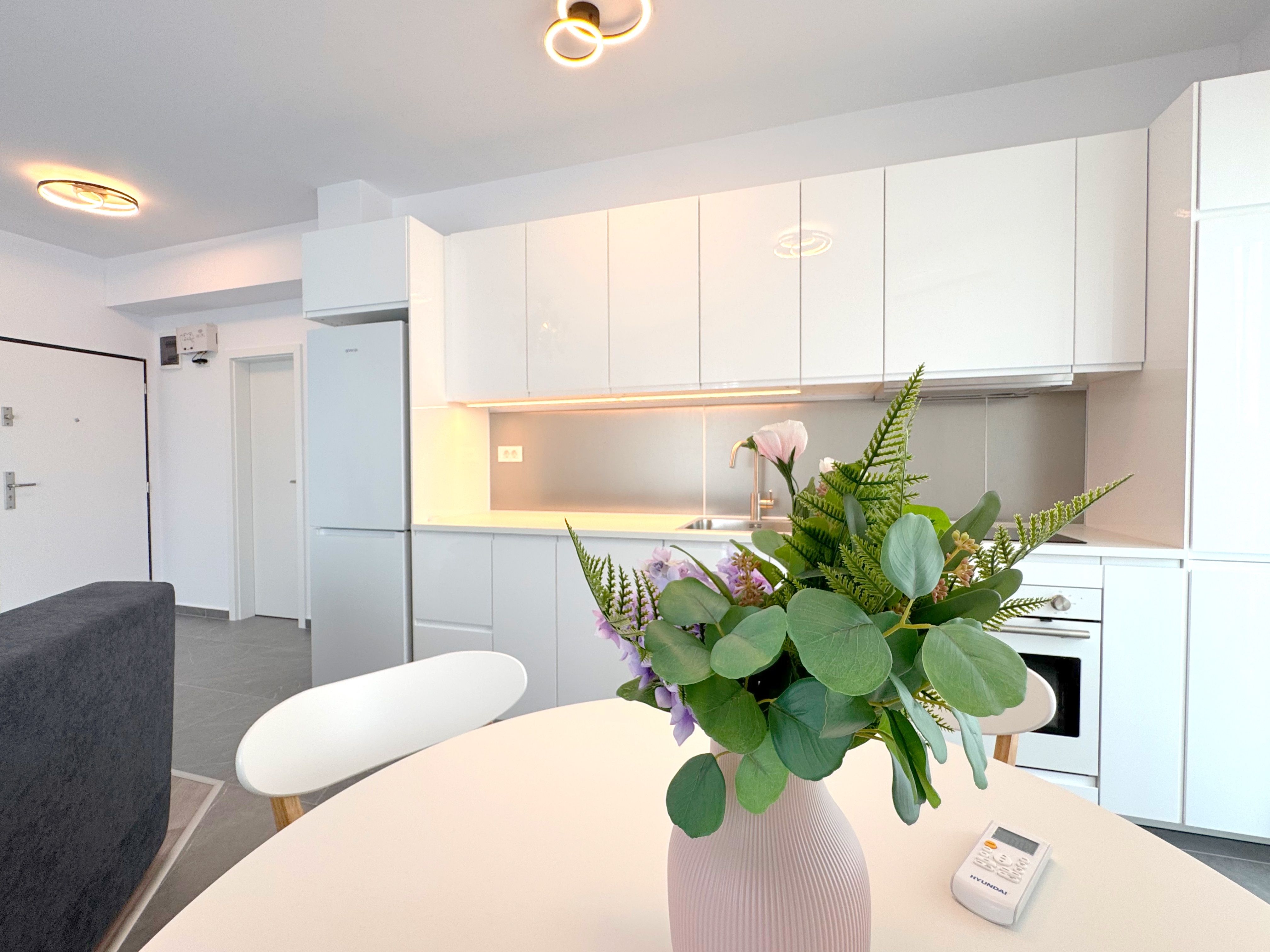 Apartament la prima inchiriere in City of Mara — fotografia 1