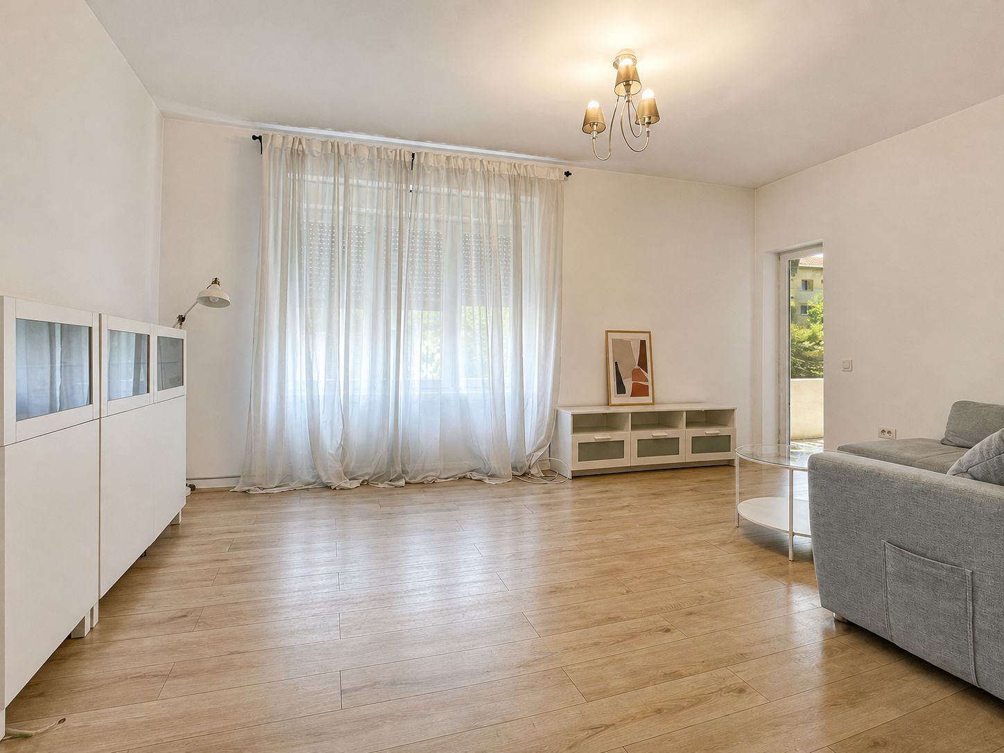 Apartament spatios 3 camere, garaj si boxa, zona de case – Complex Studentesc — fotografia 3